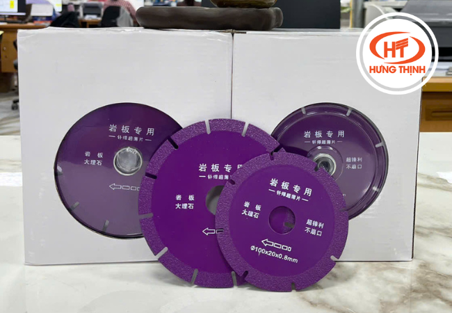 Lưỡi cắt trắng sứ là dòng lưỡi cắt chuyên dùng cho các loại đá có độ cứng cao