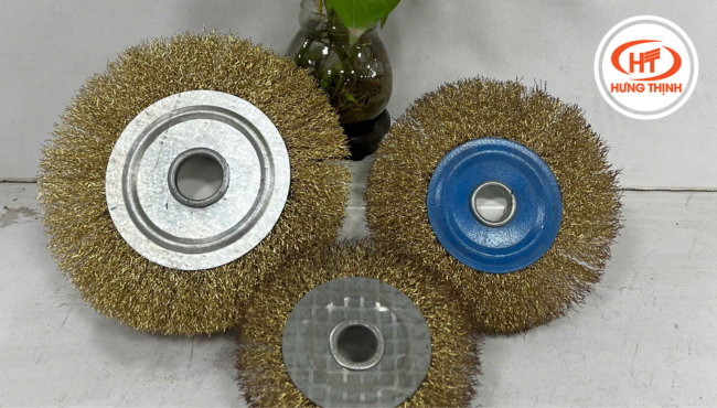 Chổi đánh rỉ được ứng dụng rộng rãi trong sản xuất và xây dựng