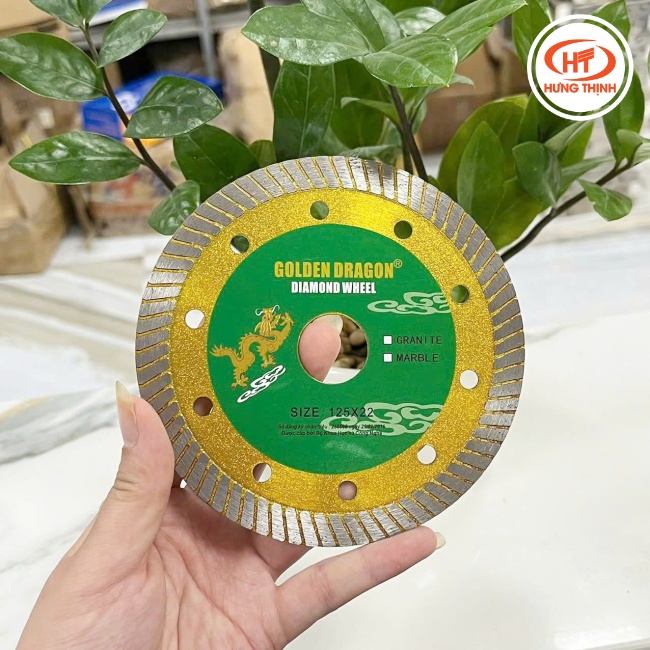 Đặc điểm của lưỡi cắt Rồng Vàng