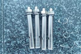 Tắc Kê Nở Inox 304 M10x80