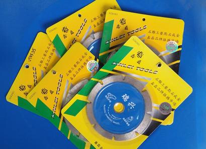 Lưỡi cắt xanh phi 114