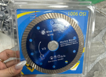 Ảnh Thật Lưỡi Cắt Blue-King