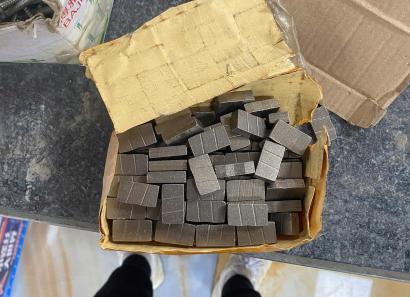 Hạt Lưỡi Cắt HẠT XẺ ĐÁ 5.5