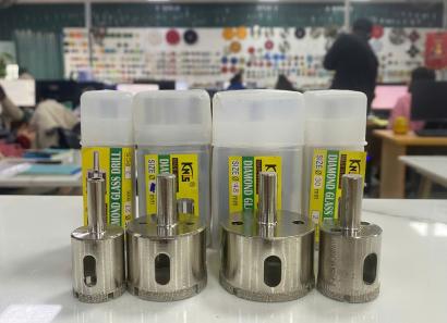 Mũi Khoan Kính Liuch