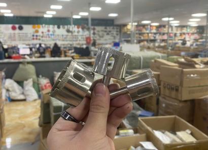 Mũi Khoan Kính Liuch